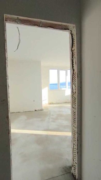Двустаен апартамент, 80 кв.м и паркомясто в цената