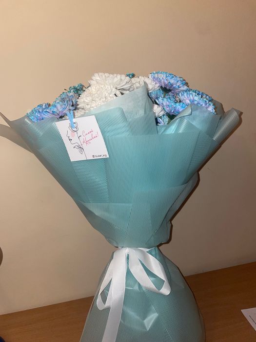 большой букет хризантем