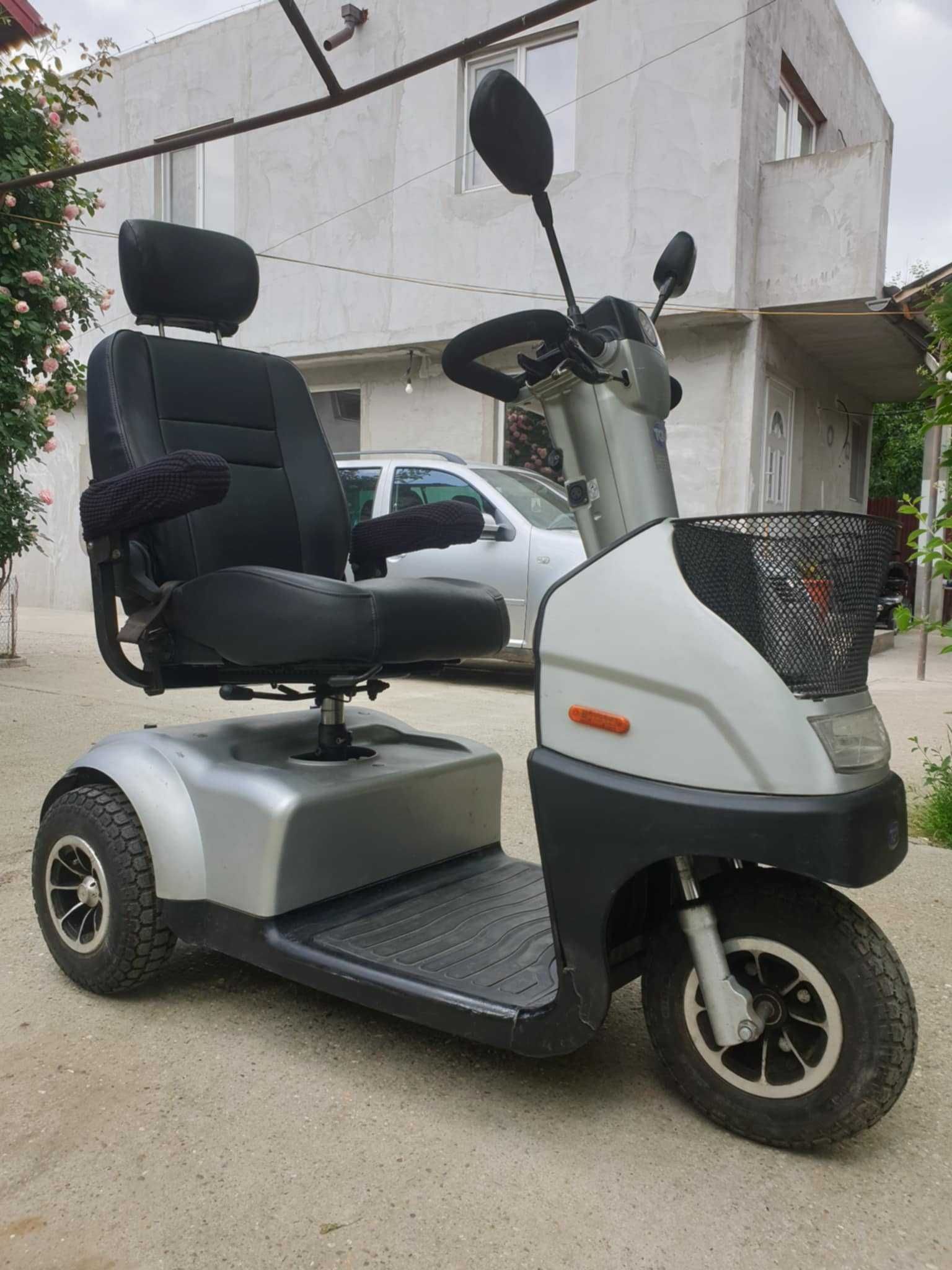 Scuter carut-carucior electric dizabilitati TGA Breeze Midi 3 !!!