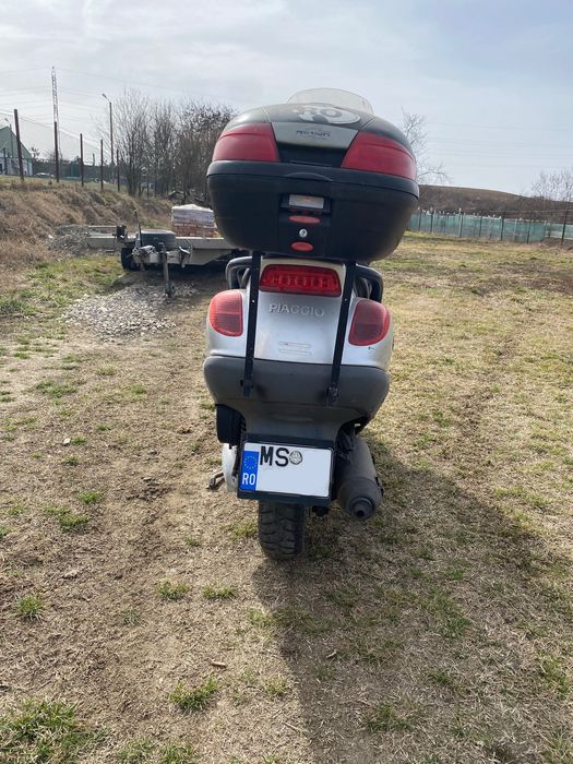 Scuter Piaggio X9