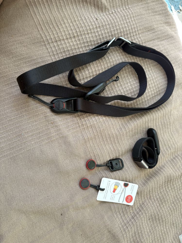 Curea camera gat Peak Design Leash