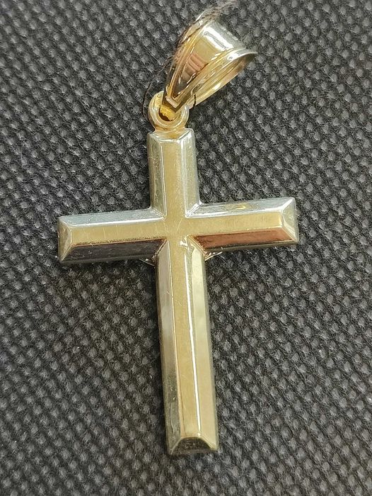 Златна висулка 2.76гр-14к