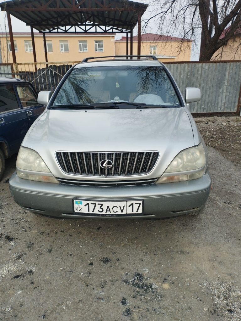 Продам RX300. В отличном состояний