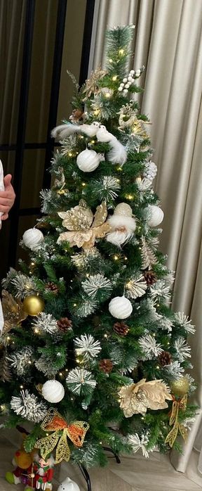 Продам ёлку искуственную