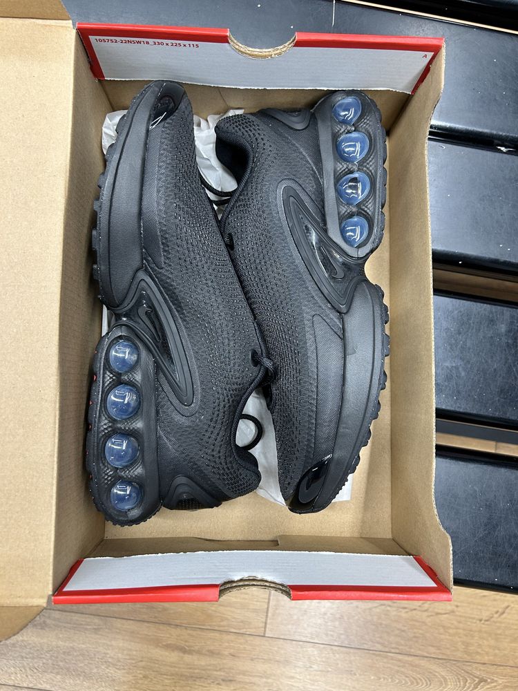 Обувки Nike AirMax DN