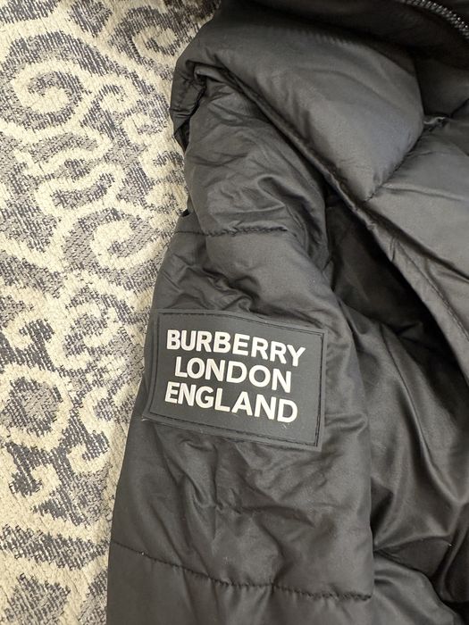 Burberry яке.