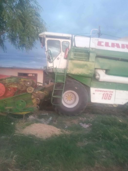 Claas dominator 106