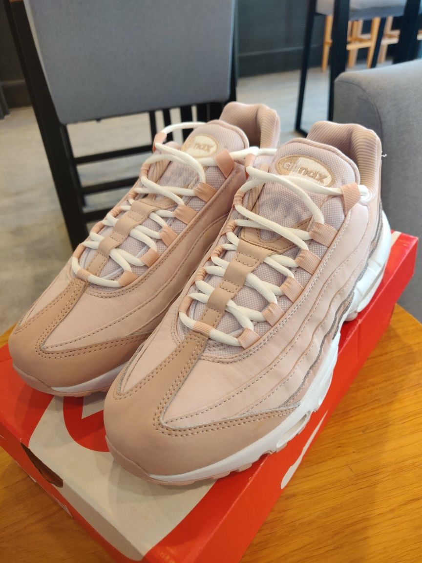 Nike Air Max 95 Pink Oxford 40 номер