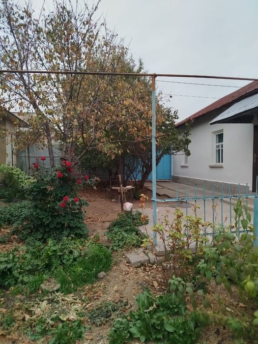 Продам дом в отличном районе