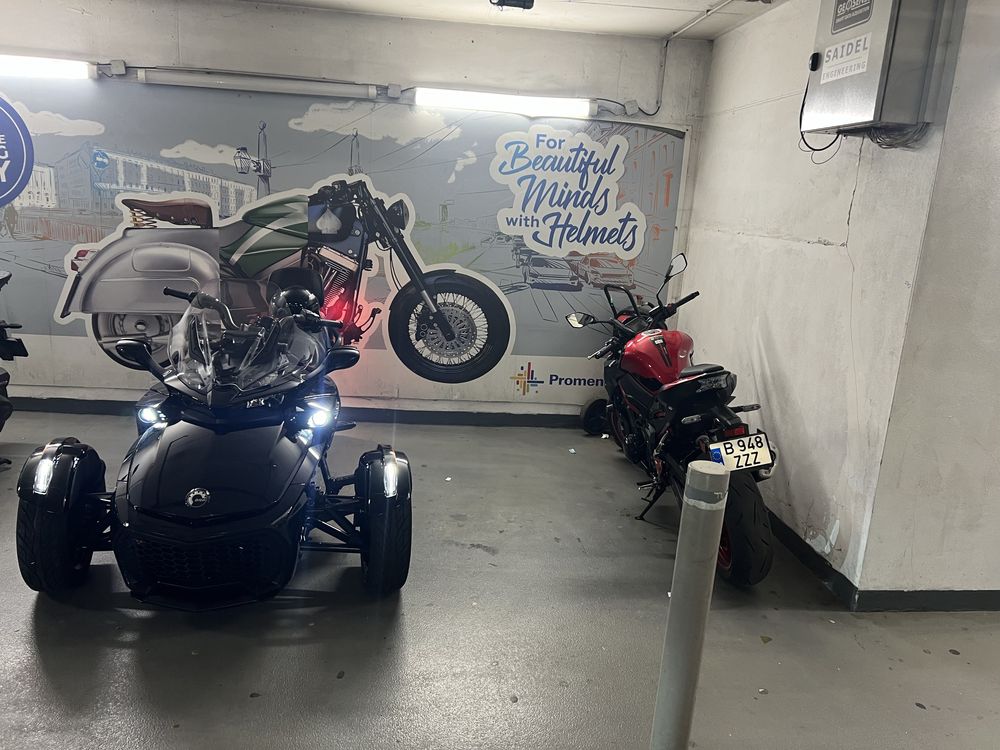 Can Am Spyder 2021