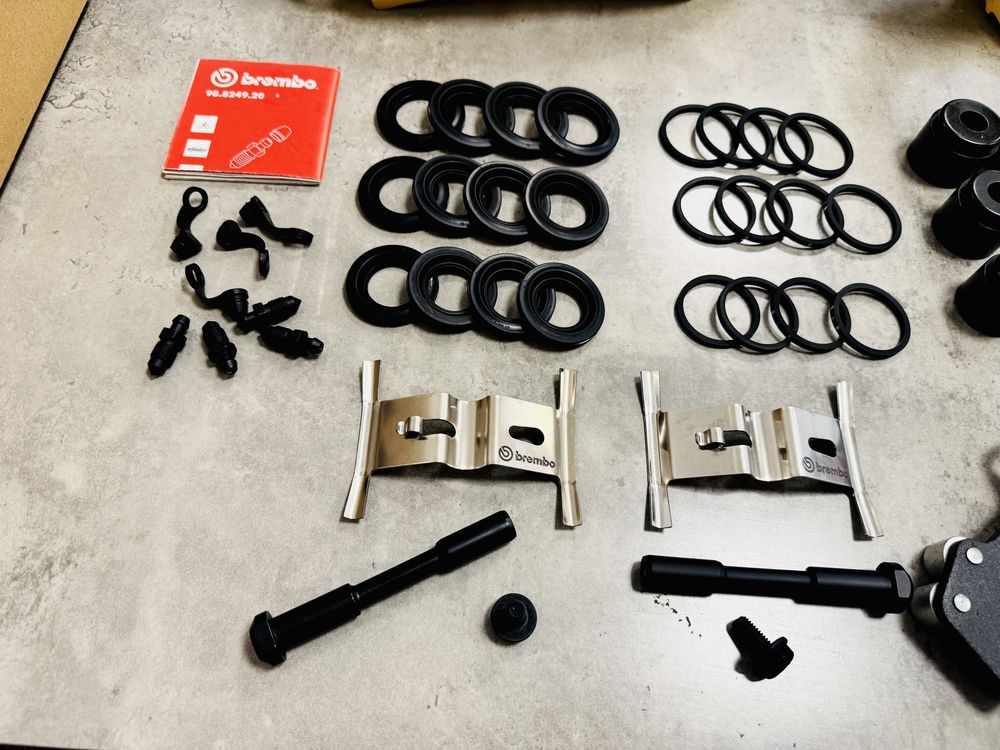 Спирачни апарати BREMBO 17z -  (6 бутални)