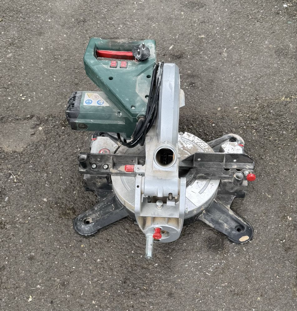 Solamanet vinde: Fierastrau circular stationar Metabo KS216 M