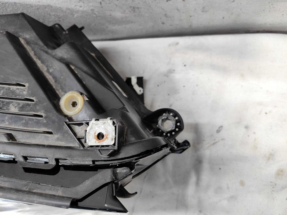 Оригинален фар Мерцедес ГЛЦ  Mercedes 253 GLC Led Feis