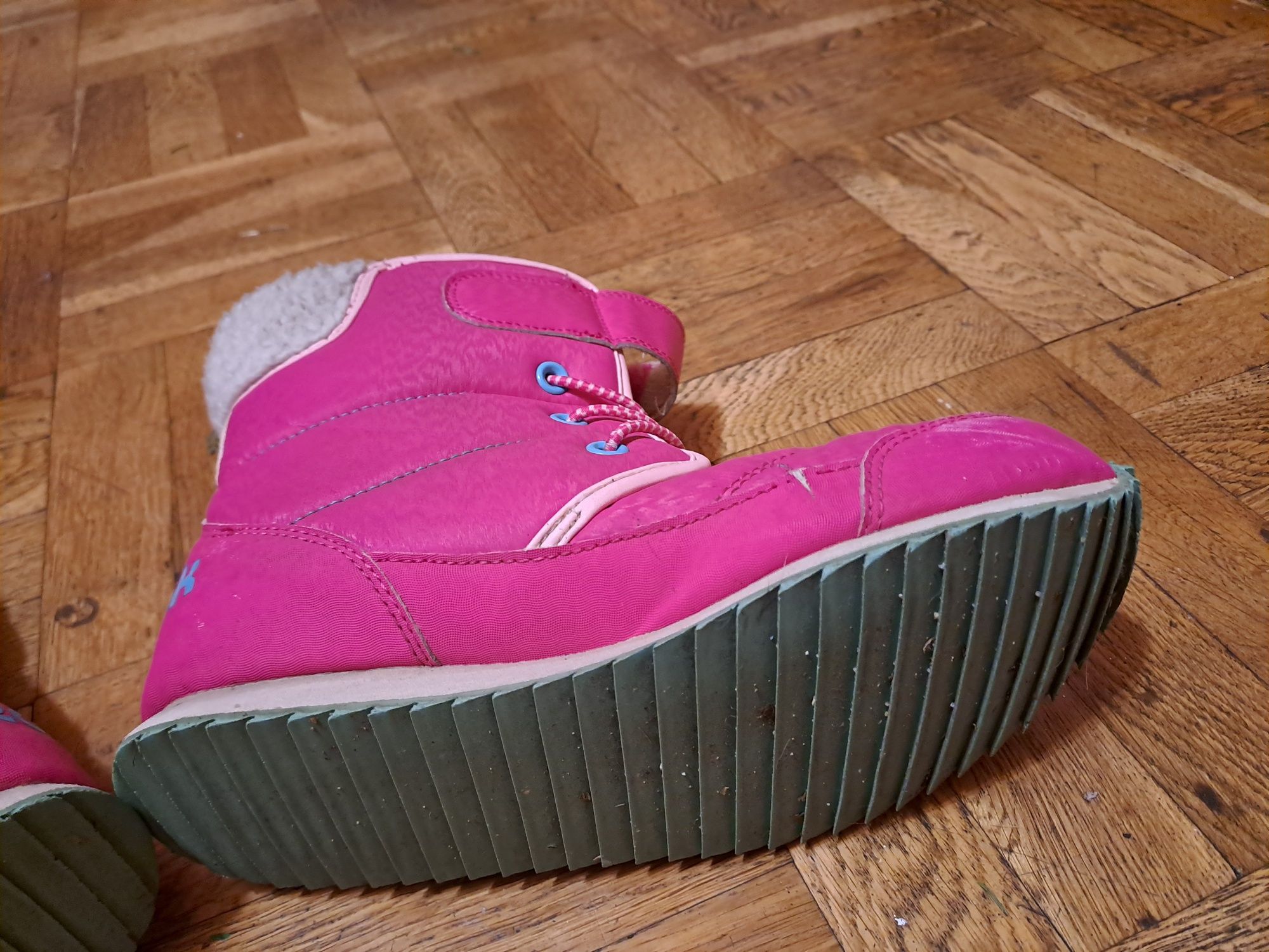 Ботуши Reebok- оригинални, 38 номер