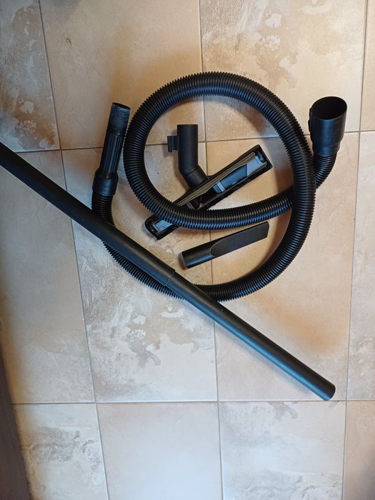 Прахосмукачка Karcher WD2