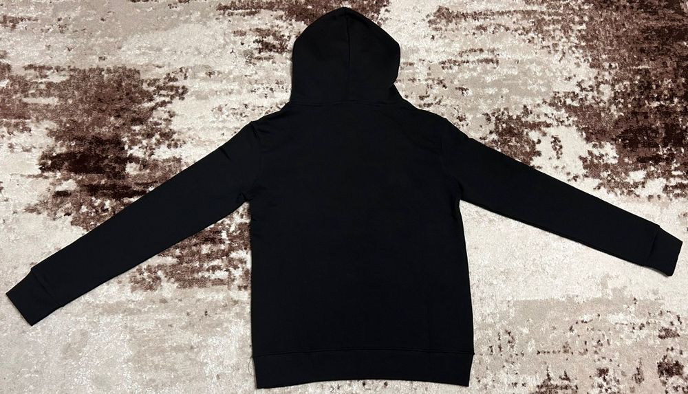 Vând hanorace noi de bărbați Casablanca