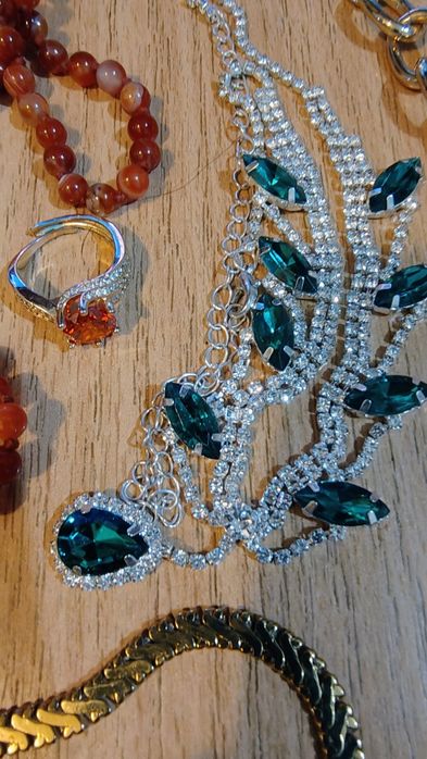 Vând bijuterii damă