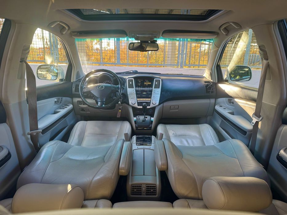 Lexus RX350 4x4 • Automat • Trapă • Cameră • Senzori • Climatronic