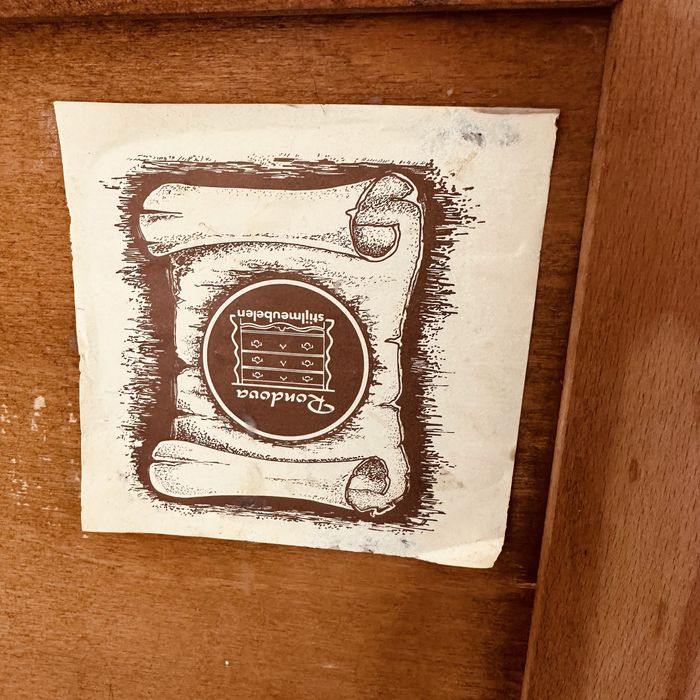 Античен немски скрин Romdura Stilmoebel-бароков стил,масивен и изискан