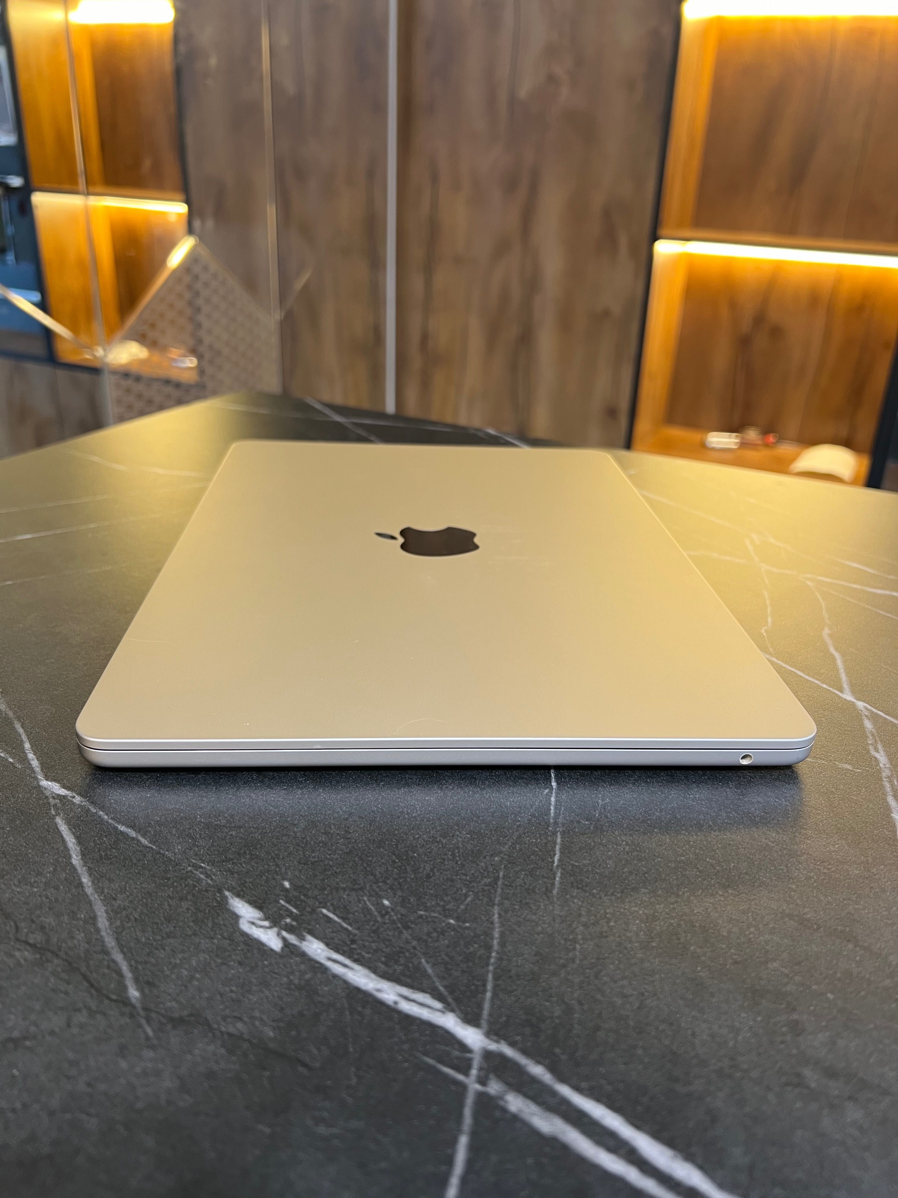 Macbook air m2 Gold 100%