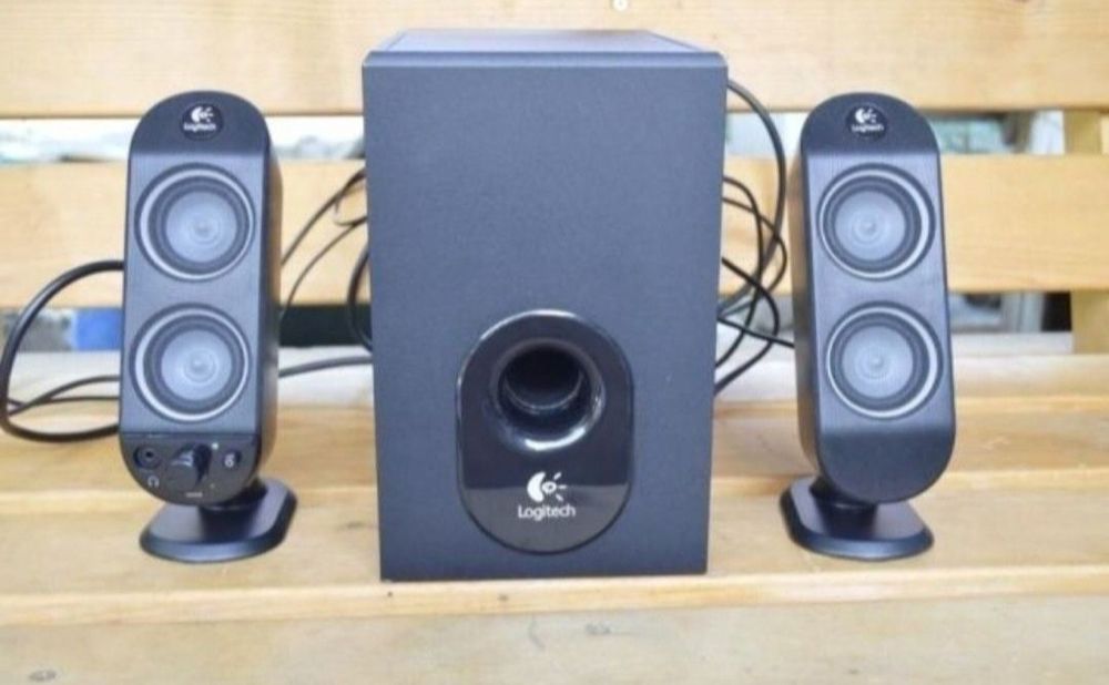 Sistem audio Logitech 2.1