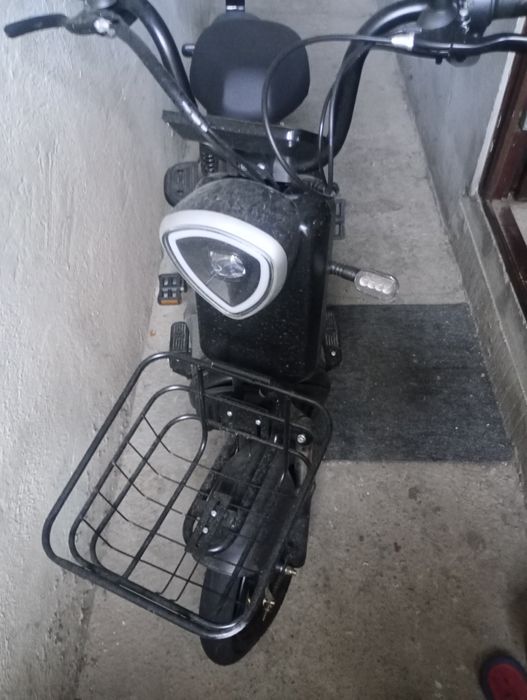 Scooter electric
