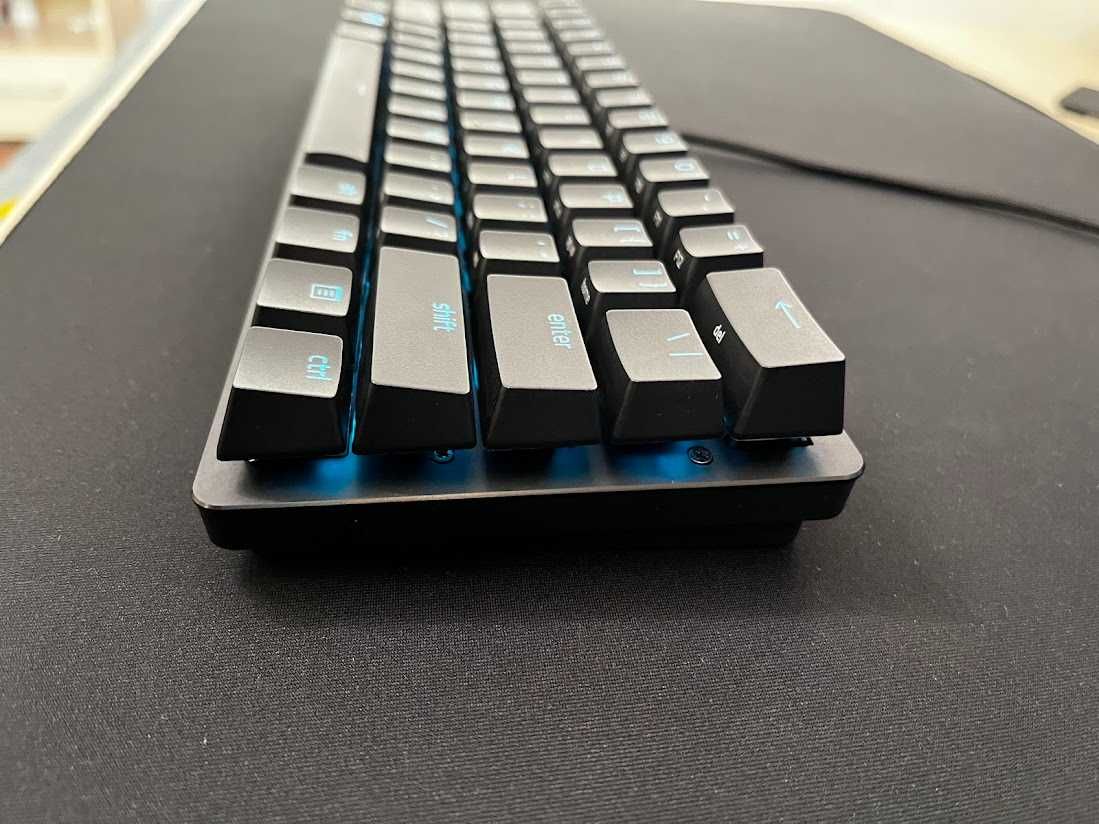 Геймърска Клавиатура Razer Huntsman Mini - Optical Red Switch