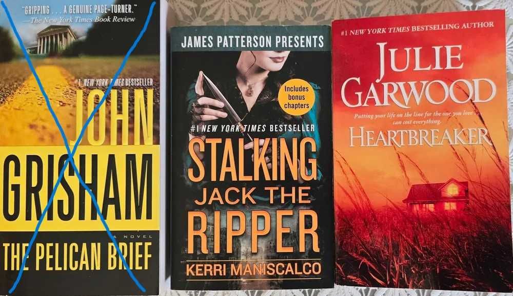 КНИГИ на английски език. В отлично състояние по 11 лв. за брой.