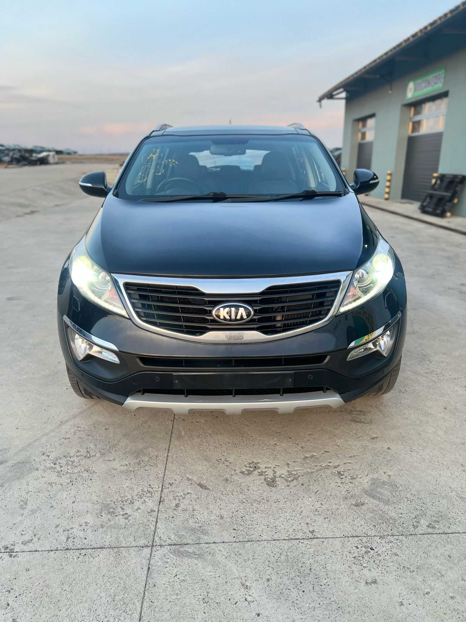 Dezmembrari piese Kia Sportage 2.0 CRDI 184 cp 2012 Cod: D4HA