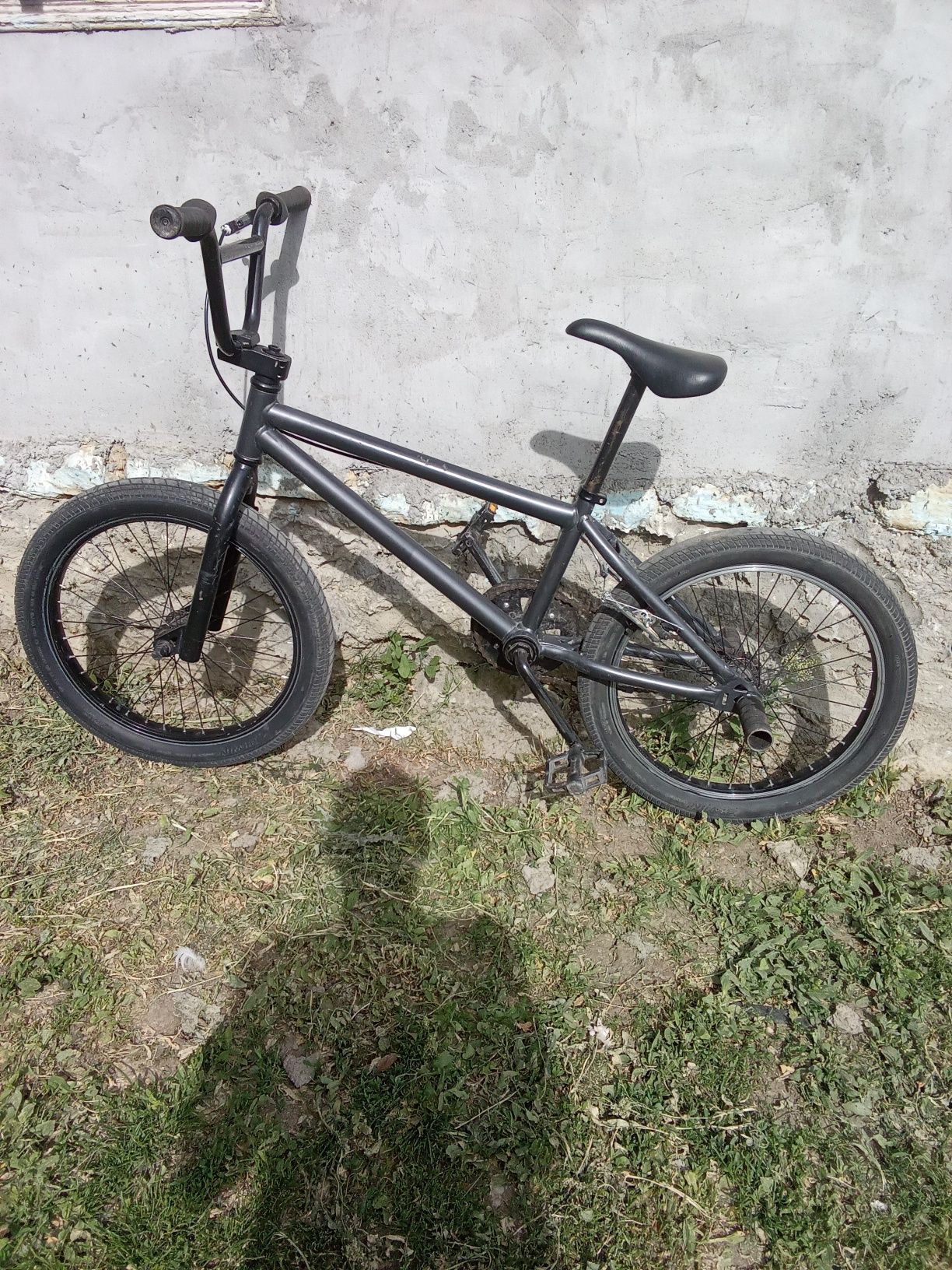 Bicicleta BMX 500lei Sau schimb cu un ps 4 Sau o bicicleta MTB