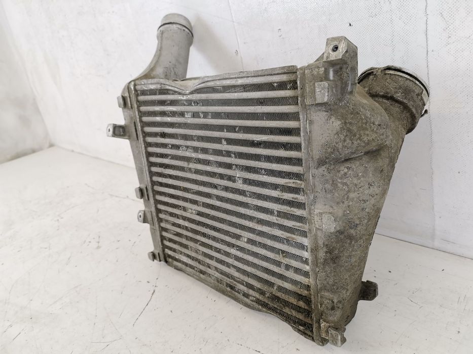 Интеркулер Радиатор Порше Кайен / Porsche Cayenne Оригинален