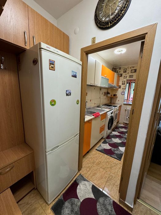 Inchiriez Ap. 1 cam. Gradinari-persoana fizica