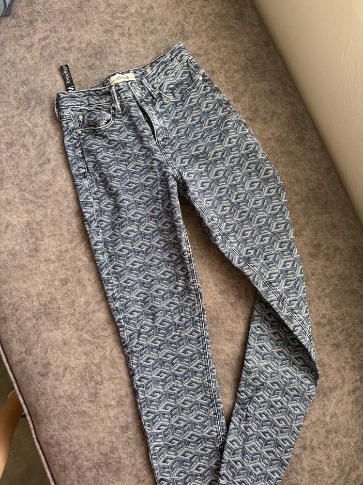 Дънки guess 24 размер