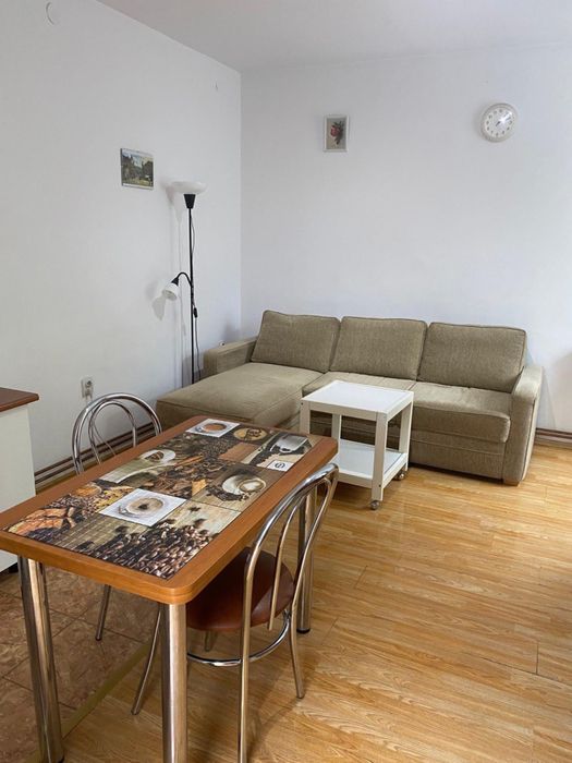 Închiriez studio la casa, 280€