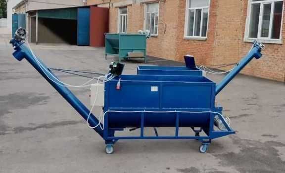Snec cu mixer si buncar 0.6 mc 1 mc pentru linie fabricare peleti