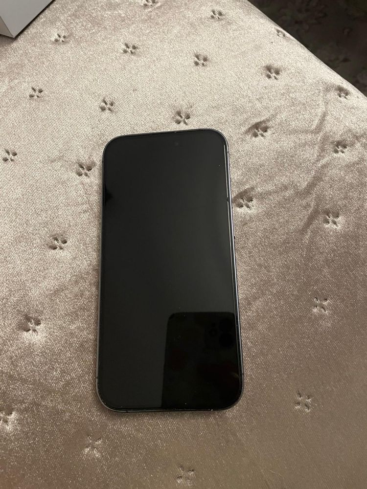 Продавам iphone 14 pro 128 Deep Purple