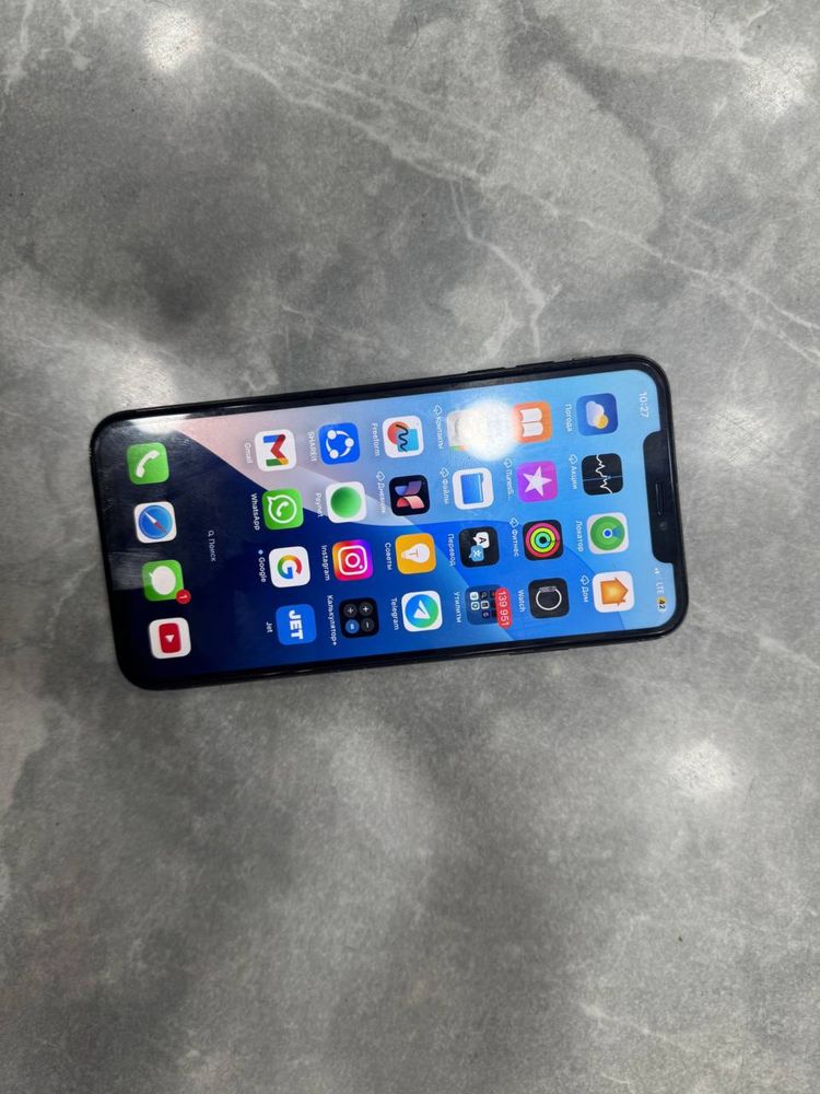 Iphone X Max sotiladi