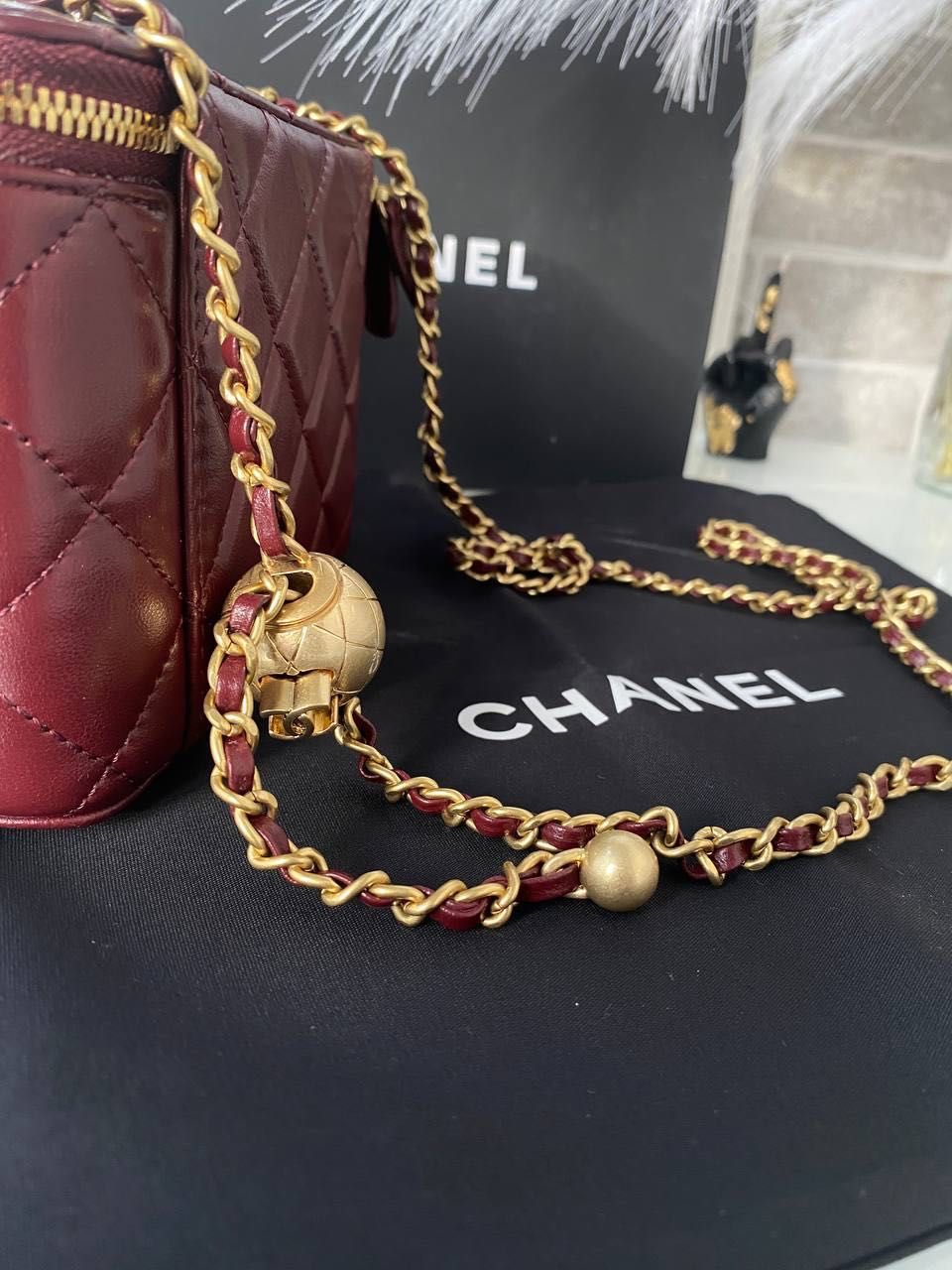 първокласна чанта на Chanel