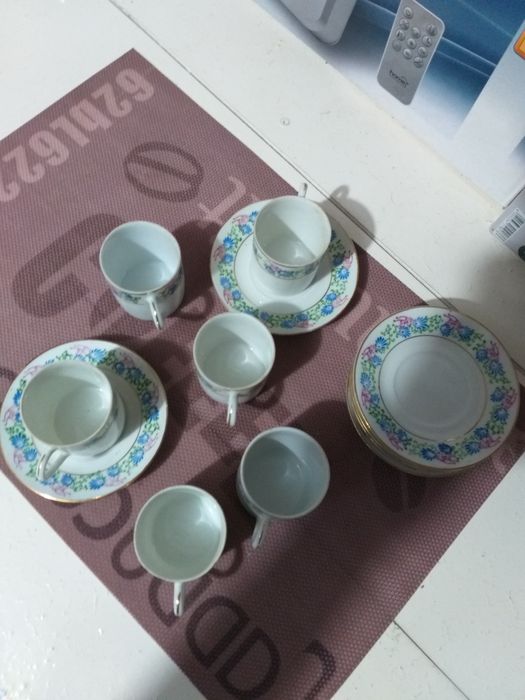 Set de 5 Cesti cu Farfuri Din Portelan  Alb