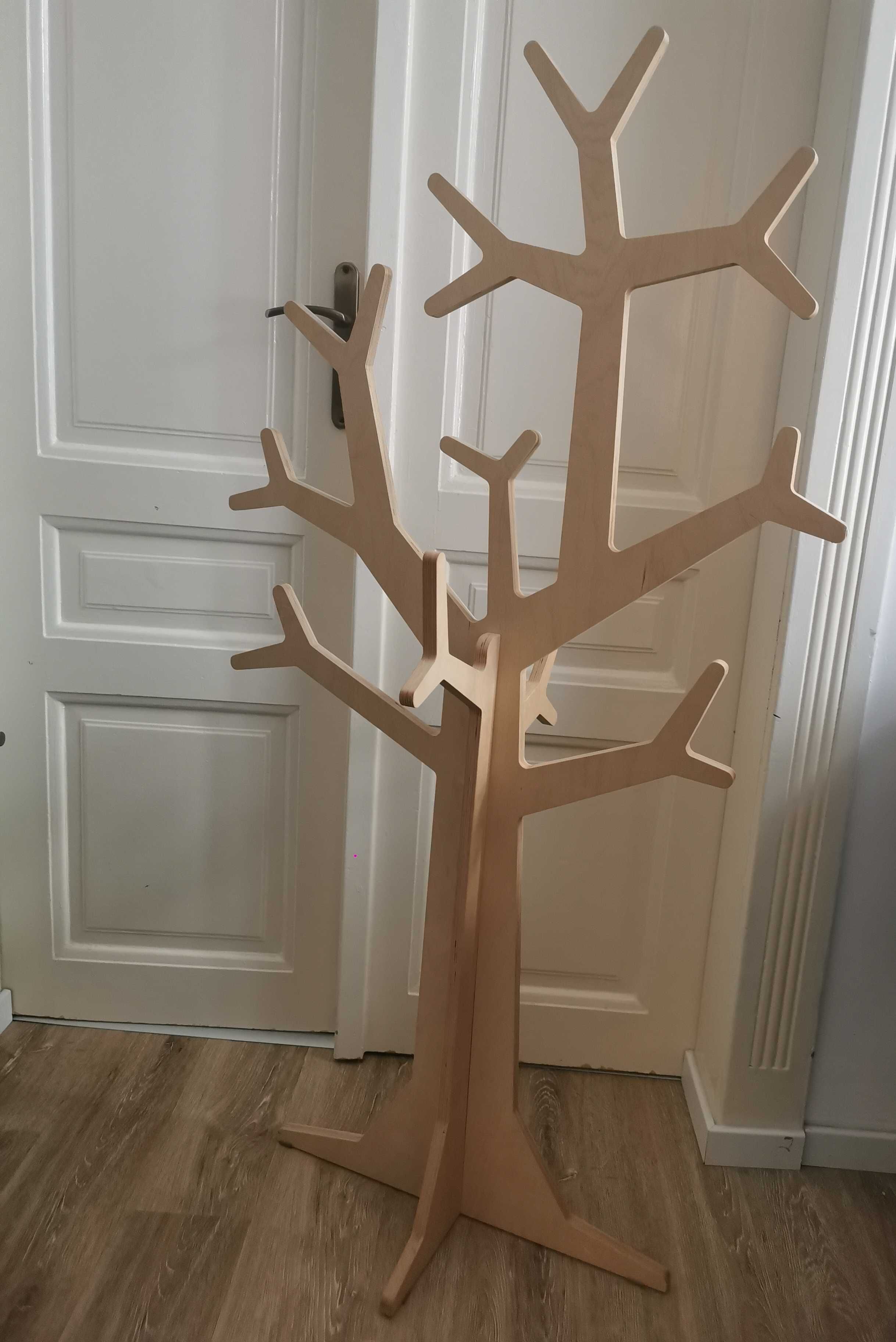 Cuier /deco /copac de lemn pentru copii