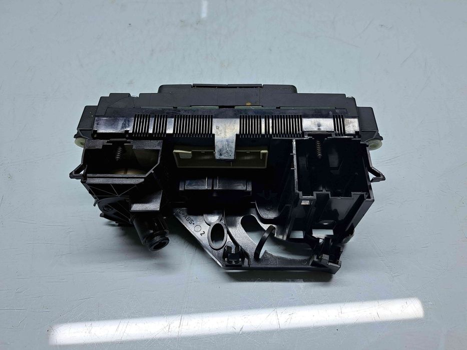 Panou comanda clima Volkswagen Caddy 3 (2KA, 2KH) [Fabr 2004-2010] OE