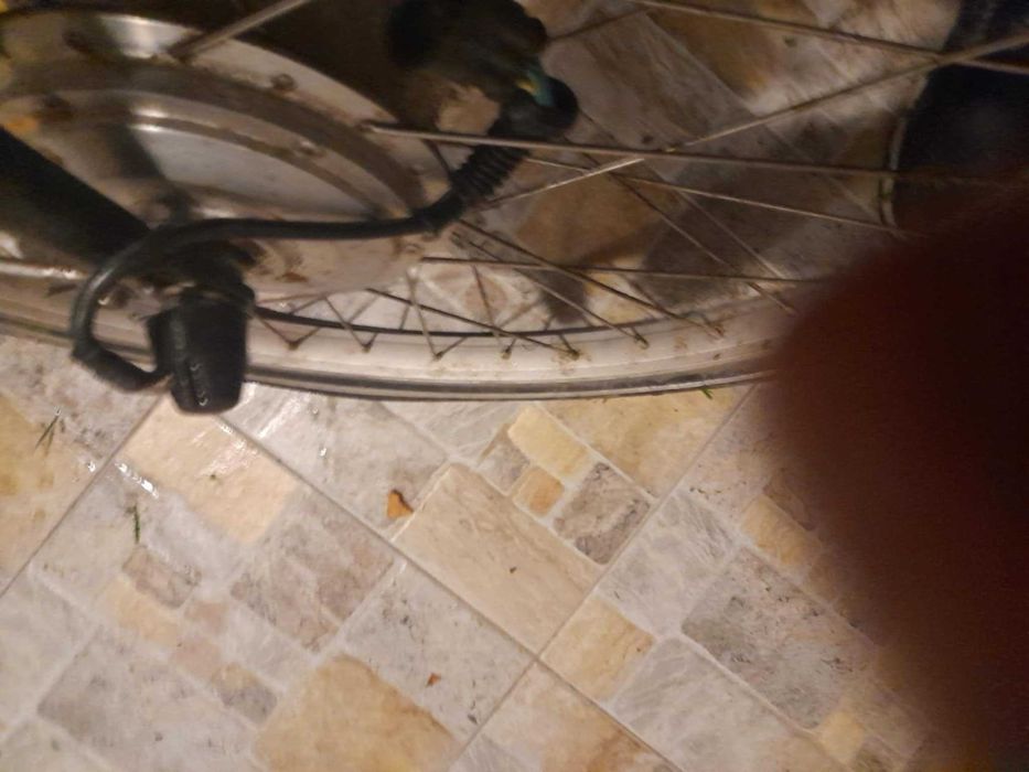 vand motor de 250w  cu roata fata bicicleta electrica pe 26