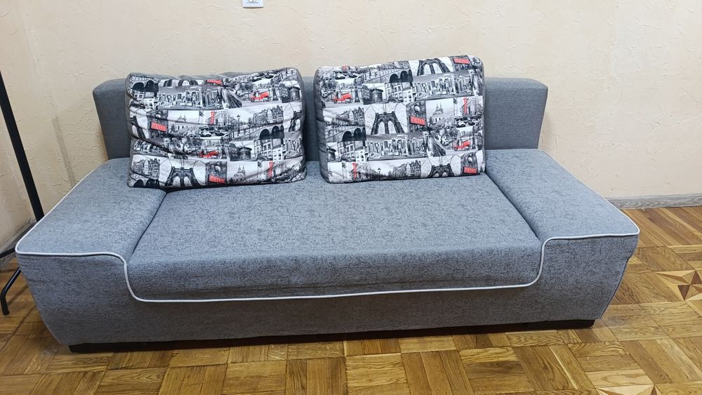 Продам диван, серия Бостон.