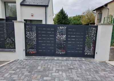 Porți tabla decupată