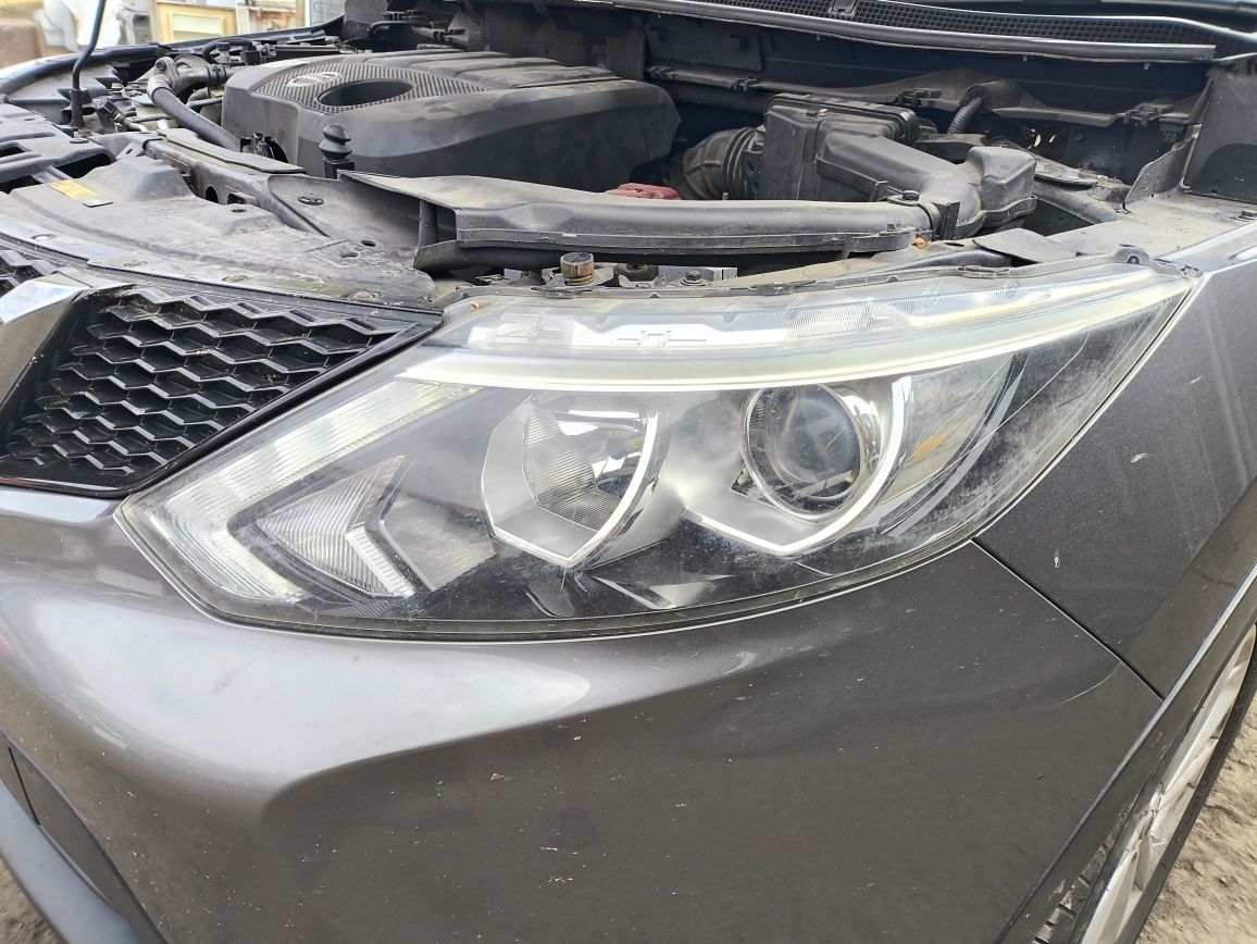 Фар/фарове за Nissan Qashqai j11