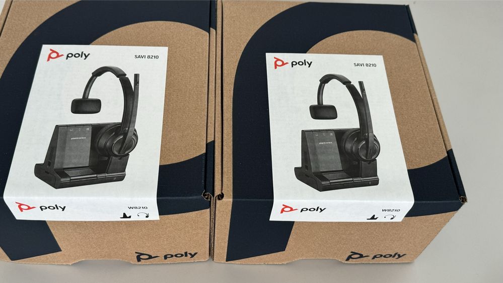 Безжични слушалки   Poly