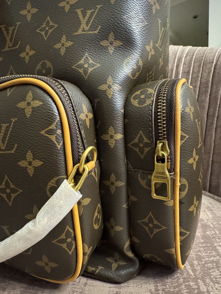 Ghiozdan Louis Vuitton Piele Naturala