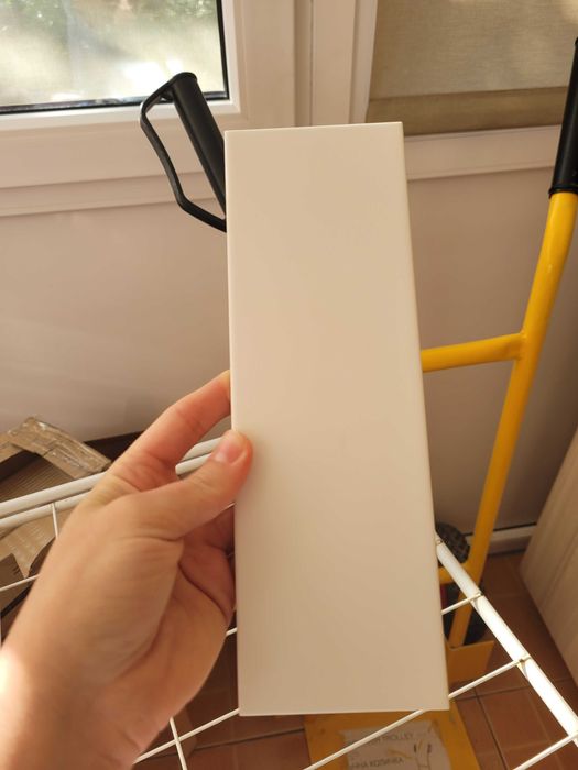 Faianta ingusta 23,3x7,5x0,75, alba