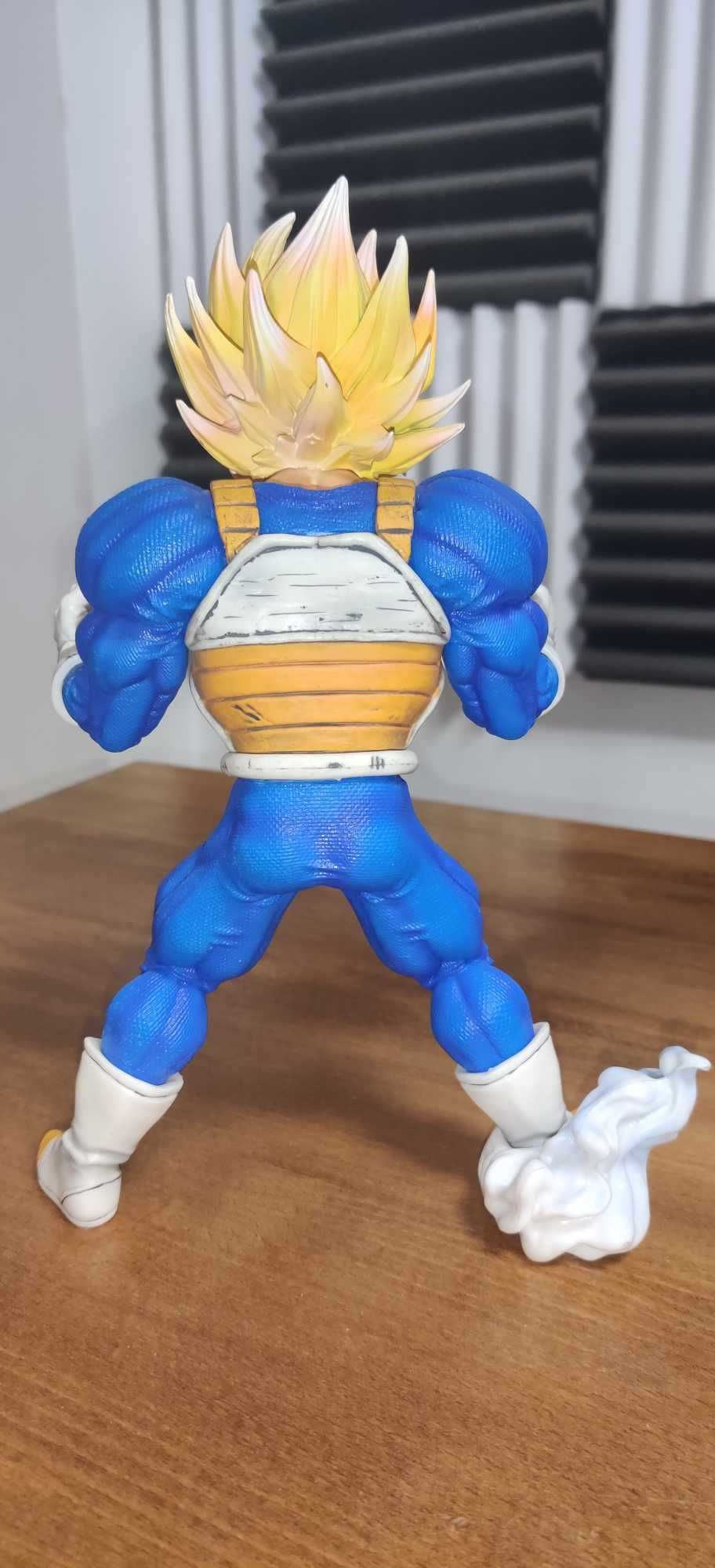 Dragon Ball Z - Goku in Sayan Armor - 26 cm