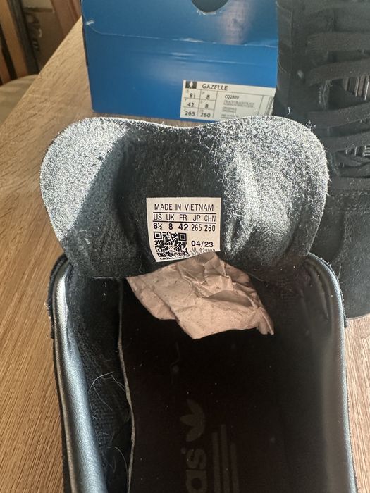 Adidas Gazelle черен набук